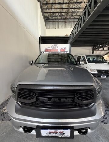 Ram 1500 2020 V8 USD 47.500 lleno